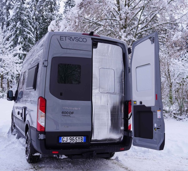 Action: Isolation thermique rabattable pour les portes arrières Camper Van FORD -10%