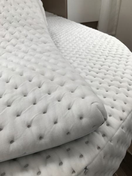 Mattress topper